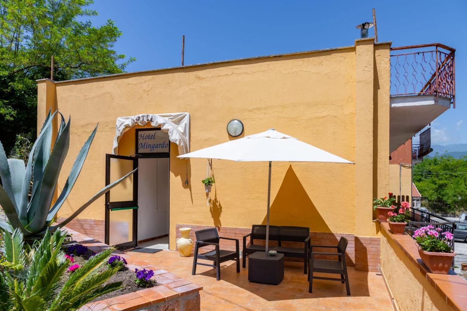 La Valle Del Mingardo Hotel San Severino Bagian luar foto